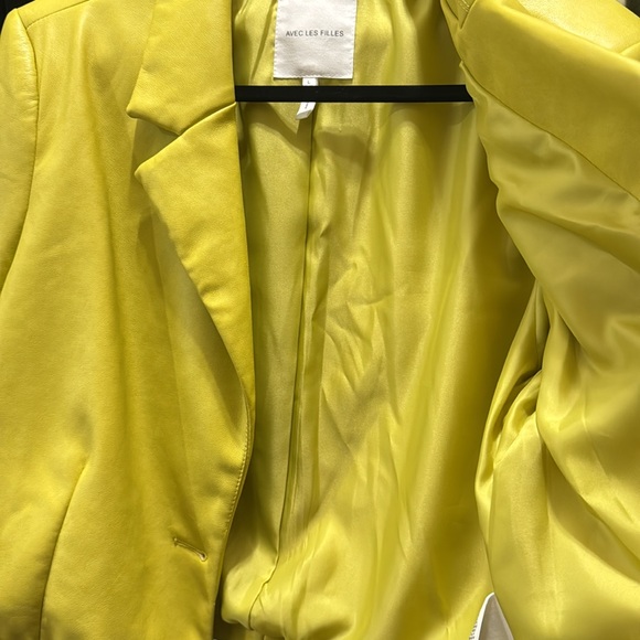 Avec les filles chartreuse cropped blazer - Picture 4 of 4